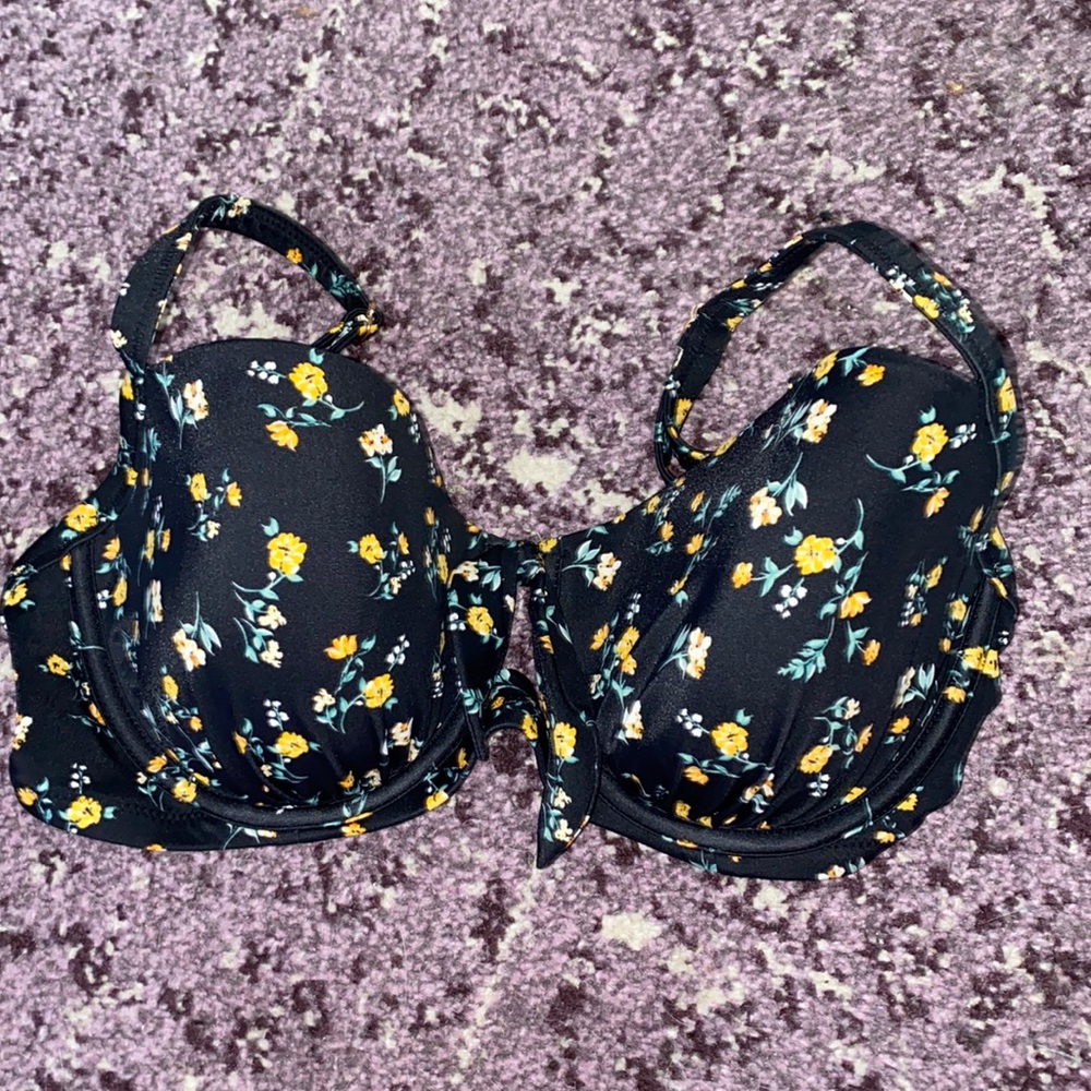 Shade and shore bikini top